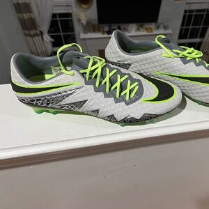 hypervenom phantom elite